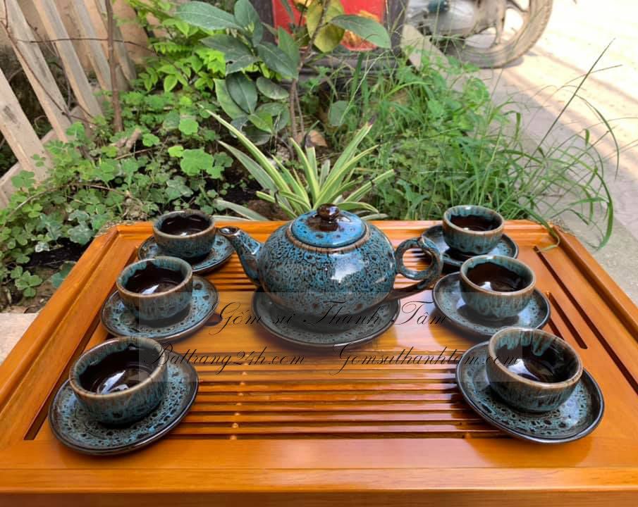 Địa chỉ cung cấp bán bộ ấm chén uống trà gốm sứ Bát Tràng đẹp giá rẻ cao cấp, bộ ấm chén hỏa biến quà tặng, quà biếu sang trọng