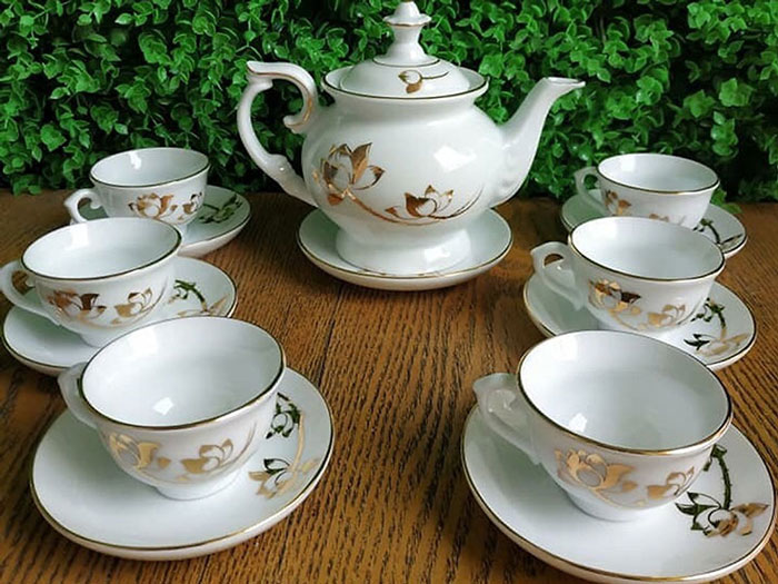 Hình ảnh bộ ấm trà hoàng gia với đa dạng kiểu dáng, mẫu mã đẹp mắt