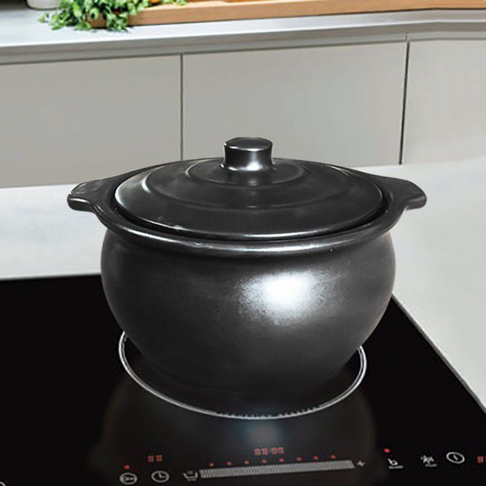 Nồi gốm sứ màu đen Bát Tràng có thể dùng trên nhiều loại bếp