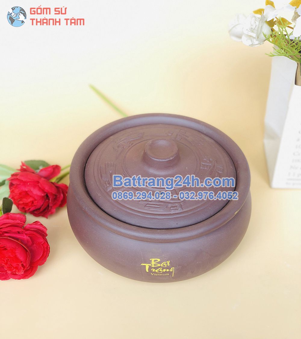 Nồi đất chữ Bát Tràng chất liệu dày dặn đẹp mắt, giá rẻ