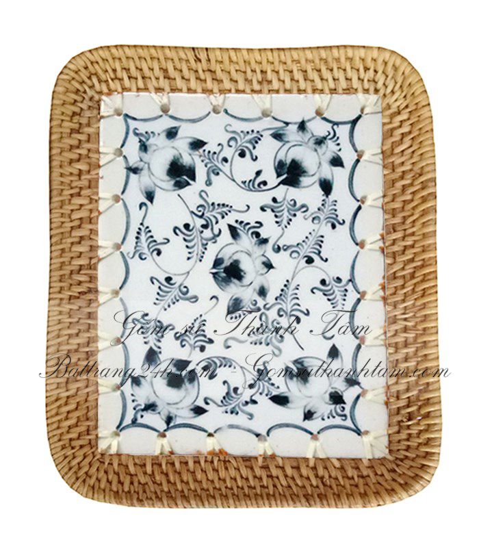 Bán đĩa mây tre đan gốm sứ Bát Tràng hình vuông, tranh trí làm quà tặng cho khách nước ngoài giá rẻ