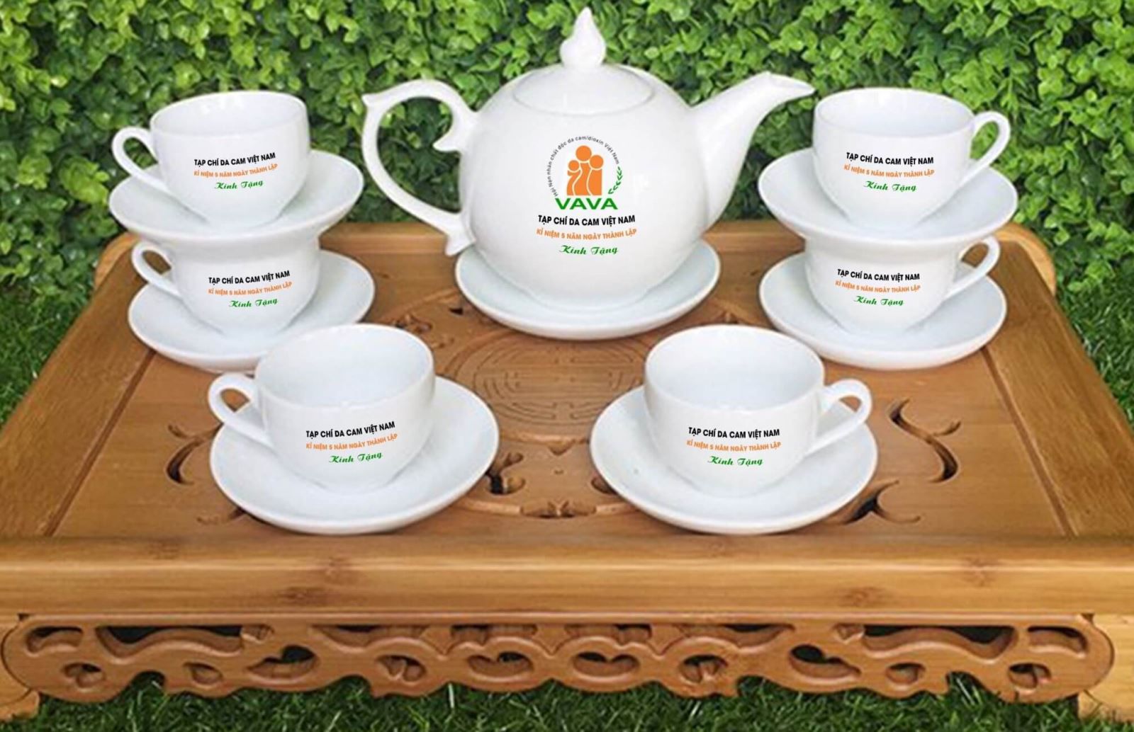 Bộ ấm trà dùng để in logo màu trắng thuần khiết