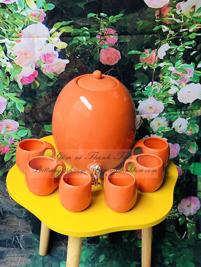mua bình đựng nước màu cam có cốc đi kèm gốm sứ Bát Tràng cao cấp, đảm bảo an toàn sức khỏe