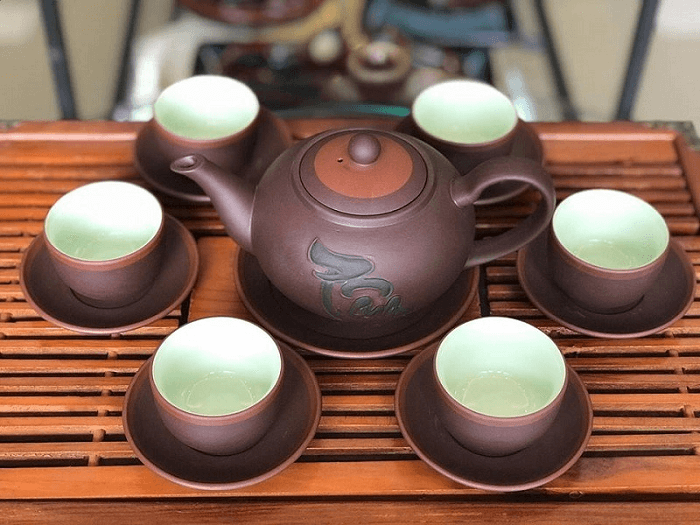 Ấm trà gốm tử sa - Nghệ thuật thưởng trà đỉnh cao từ Bát Tràng Ấm trà gốm tử sa - Nghệ thuật thưởng trà đỉnh cao từ Bát Tràng