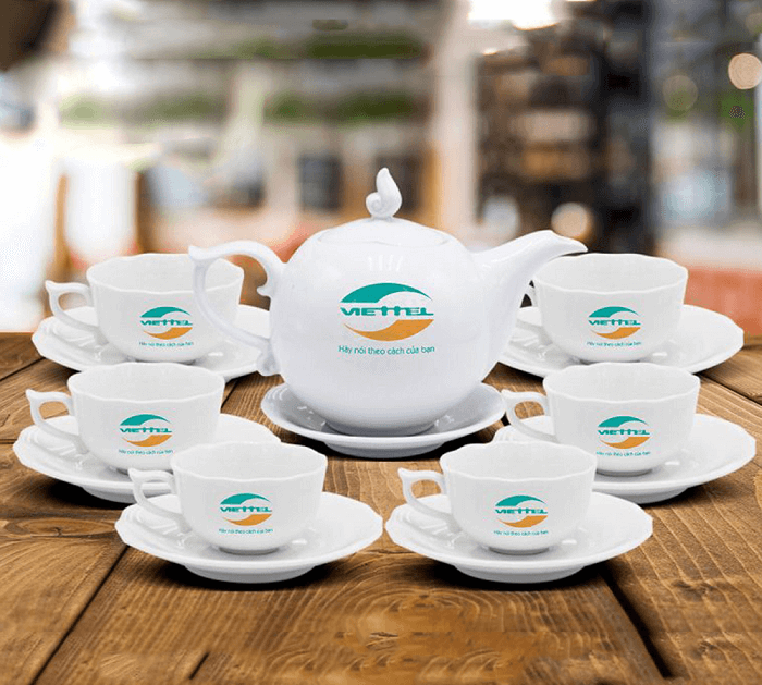 Bộ ấm trà trắng in logo - Món quà tinh tế giúp phủ sóng thương hiệu
