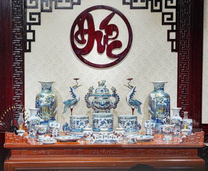 Bộ đồ thờ đắp nổi vẽ Rồng chầu mặt nguyệt Bộ đồ thờ đắp nổi vẽ Rồng chầu mặt nguyệt