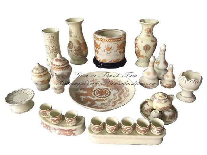 Bộ đồ thờ gia tiên mạ vàng bao gồm những gì? Bộ đồ thờ gia tiên mạ vàng bao gồm những gì?