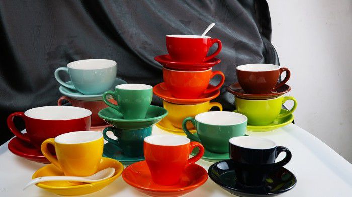 Tách cafe màu mang đến hơi thở hiện đại cho không gian Tách cafe màu mang đến hơi thở hiện đại cho không gian