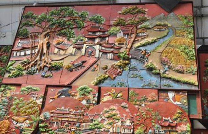 Tranh gốm đắp nổi Bát Tràng có nhiều ưu điểm nổi trội Tranh gốm đắp nổi Bát Tràng có nhiều ưu điểm nổi trội