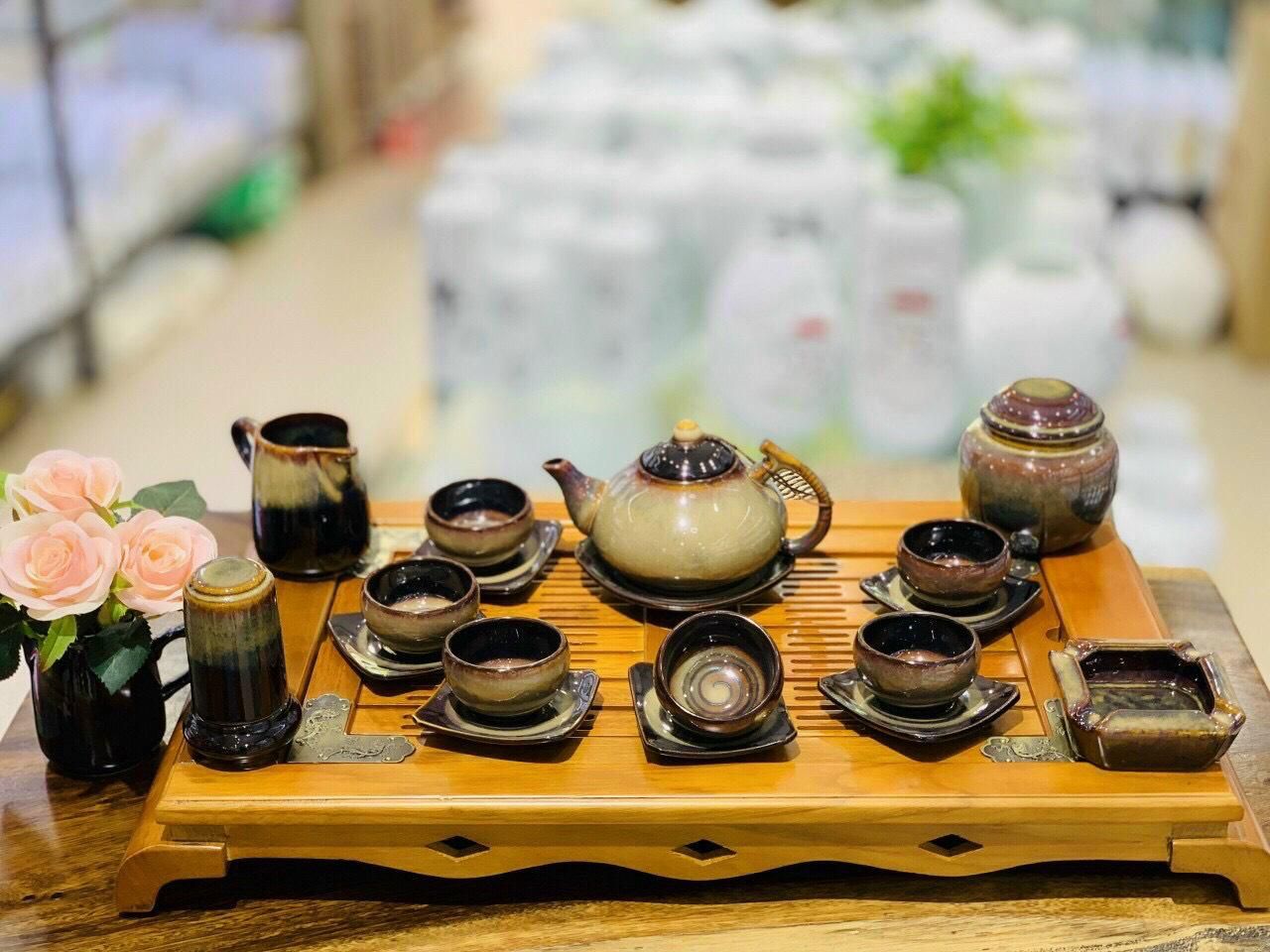 Khay đựng ấm trà là món quà tặng ý nghĩa Khay đựng ấm trà là món quà tặng ý nghĩa