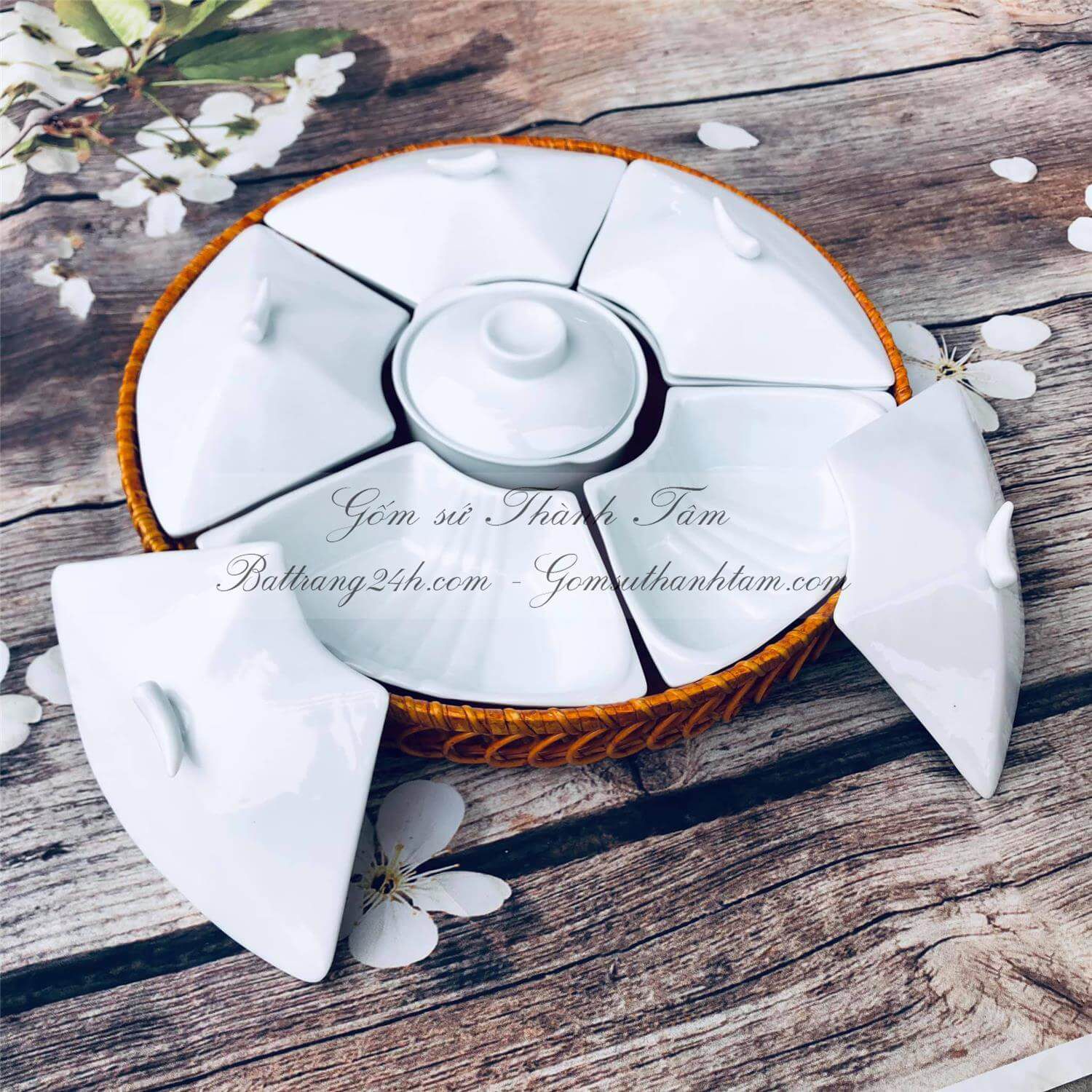 Mua khay đựng bánh kẹo gốm sứ chất lượng ở đâu giá rẻ, tốt bền đẹp nhất màu men trắng