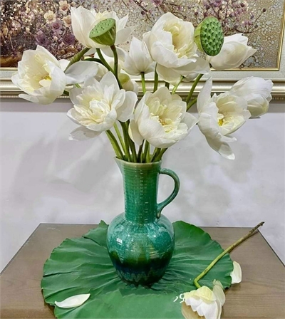 Bình cắm hoa kiểu dáng độc đáo gốm sứ Bát Tràng trang trí phòng khách đẹp mắt