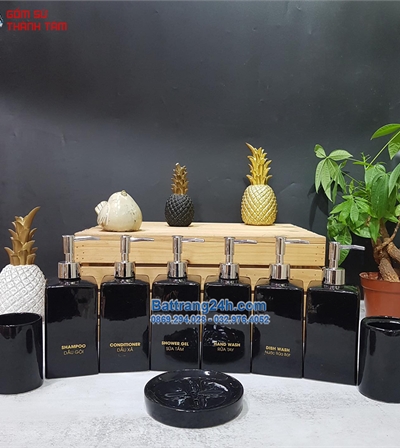 Bình xịt phòng tắm men đen bóng in logo thương hiệu khách sạn resort cao cấp